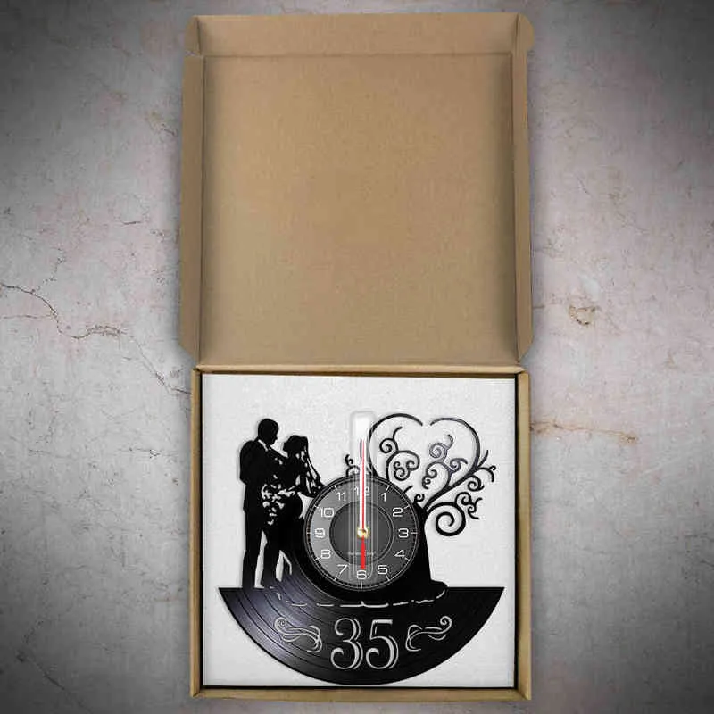 35e bruiloft verjaardag vinyl record wandklok gepersonaliseerde muur horloge vintage muziekalbum home decor cadeau voor hem en haar H1230