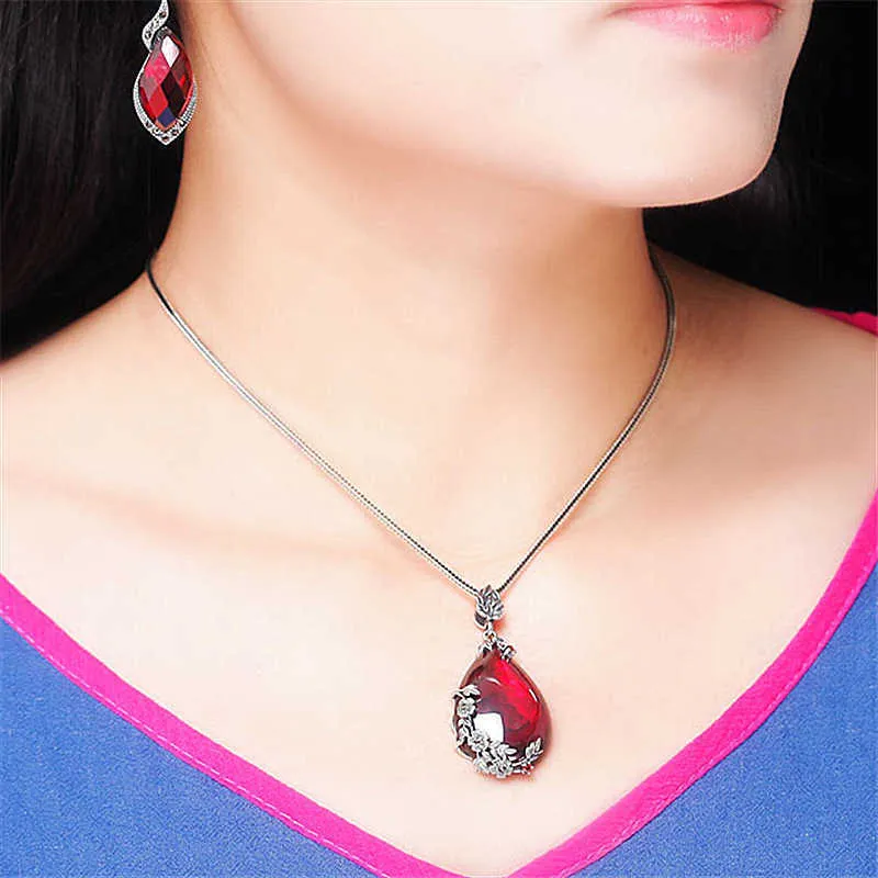 Crystal Womens Necklaces Pendant silver black red green Jewelry garnet Mirror Flower gold plated