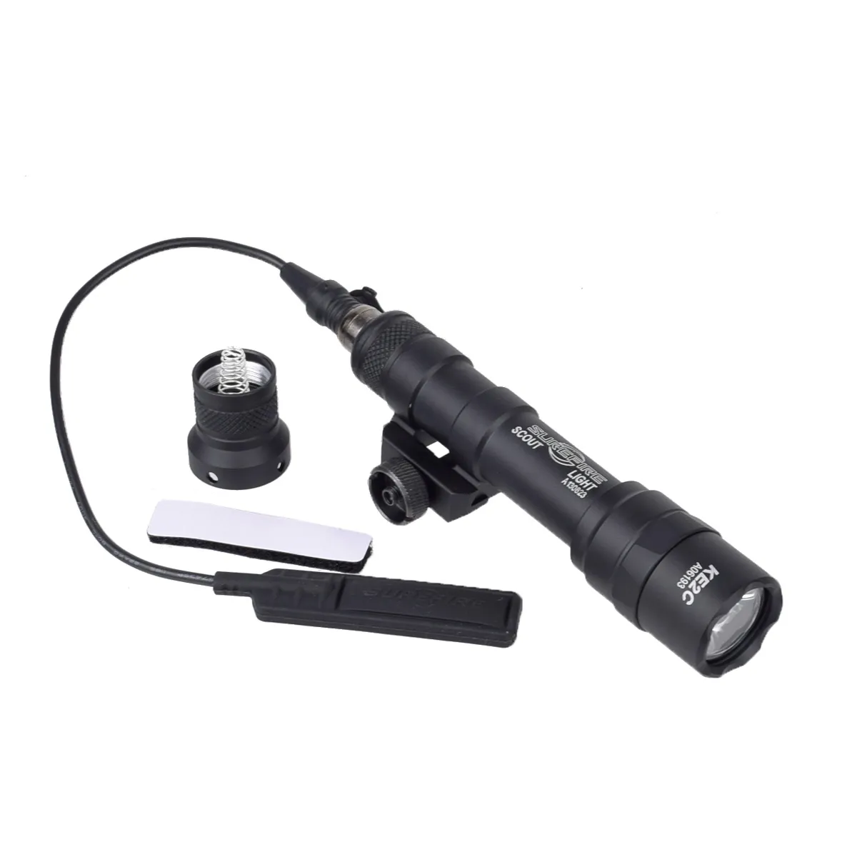 Tactical Surefir M600 M600B Gun Scout Light Lanterna ficklampa Ficklampa för Pictinny Rail Konstant/Momentär utgång