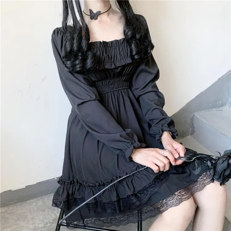 Japanse Lolita Style Dames Prinses Zwart Mini Jurk Slash Neck Hoge Taille Bladerdeeg Mouw Kant Ruffles Party Jurken 12991 210417