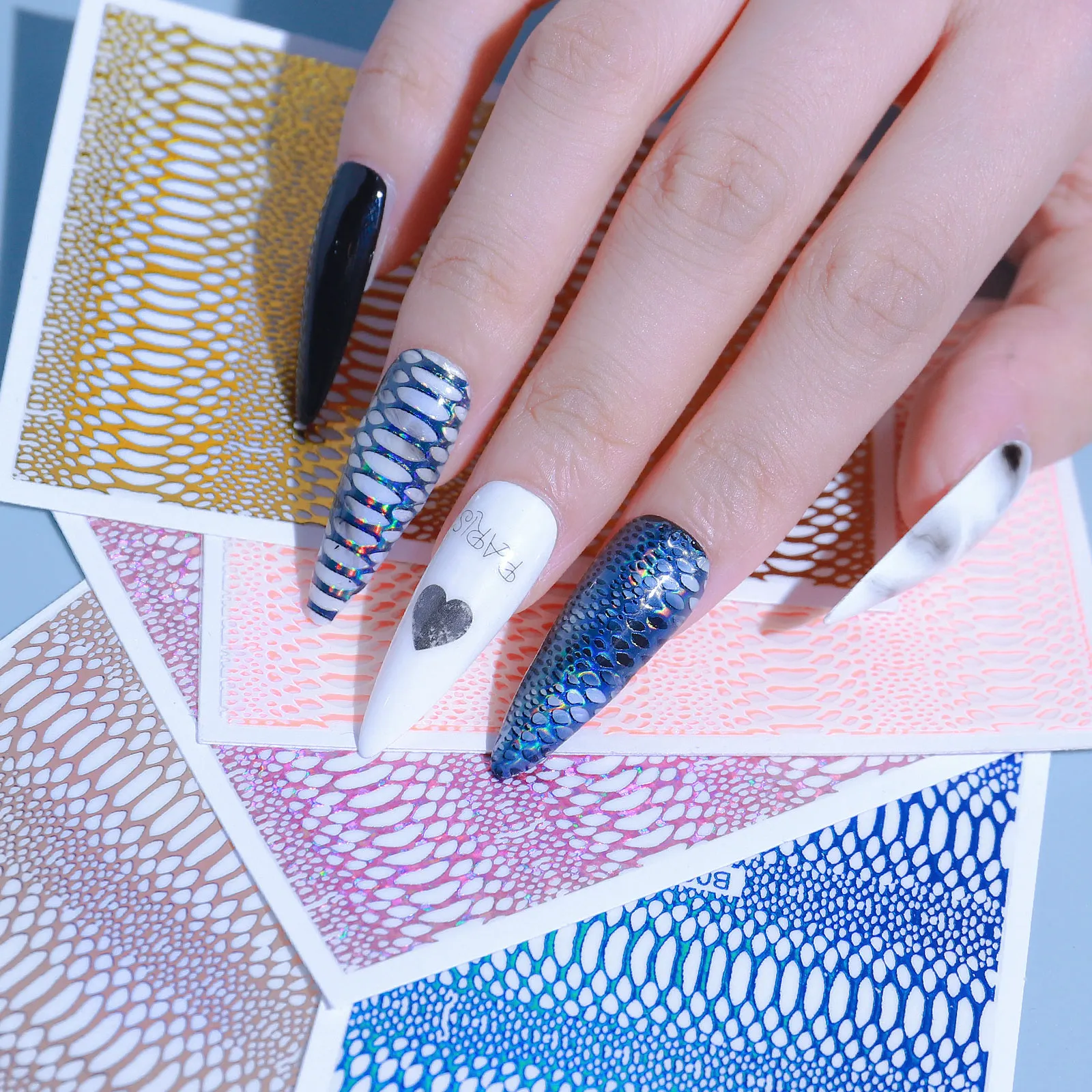 / Adesivi unghie serpentine decorazione di arte fai da te Fashion Skin Pelle unghie il design manicure
