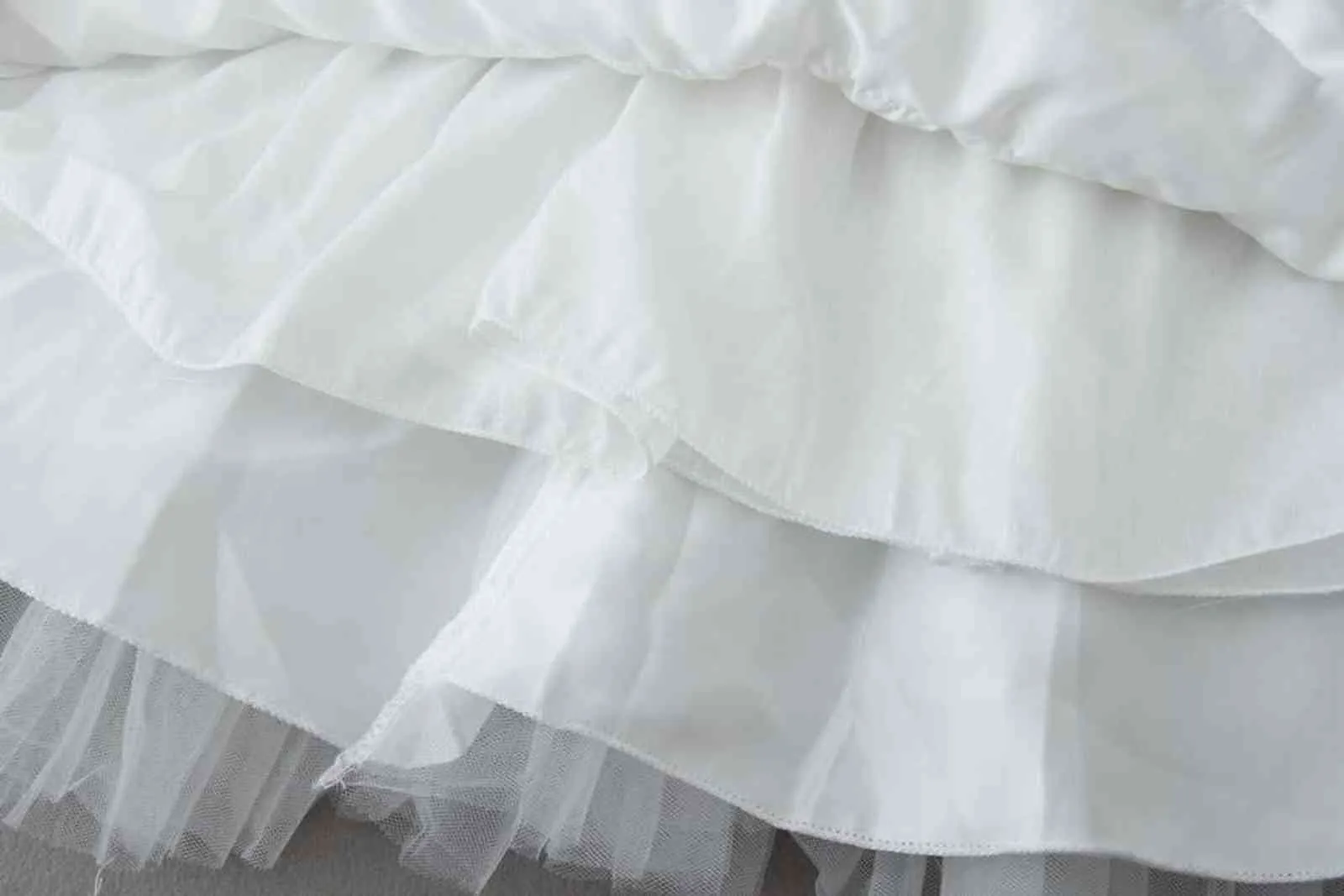 Tutu di pizzo bianco Ragazza di fiore Principessa Abito da sposa Compleanno Danza A strati Abbigliamento bambini Festa bambini vestiti ragazza 12 2 4 6 G1129