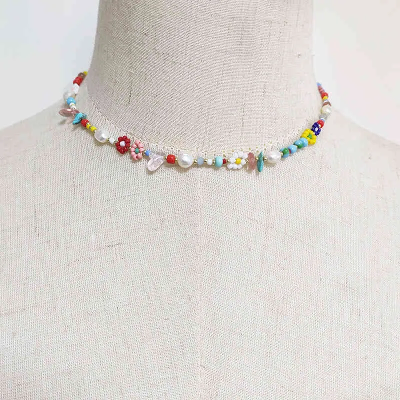 Collana di perle naturali fatte a mano della Boemia, perline di fiori squisiti alla moda, abbellimento di gioielli di alta qualità, regali le donne