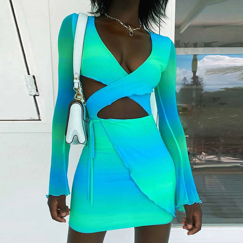 MHCMBSBS Sexig Tie Dye Bodycon Mini Dres Hollow Out Långärmad Mesh Skinny Club Outfits Summer Beach Party Sundress 210719