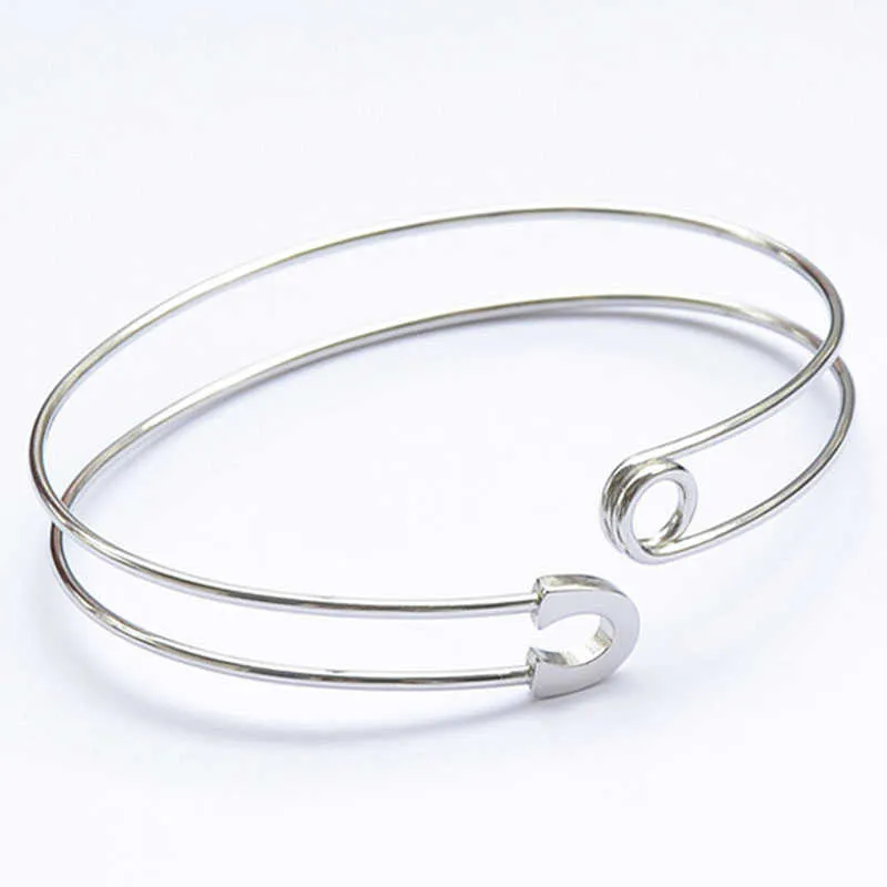 Trombone Goupille De Sécurité Ouvert Manchette Bracelet pour Femmes En Acier Inoxydable Or Réglable Unique Cool Bracelet Insolite Mode Punk Q0717