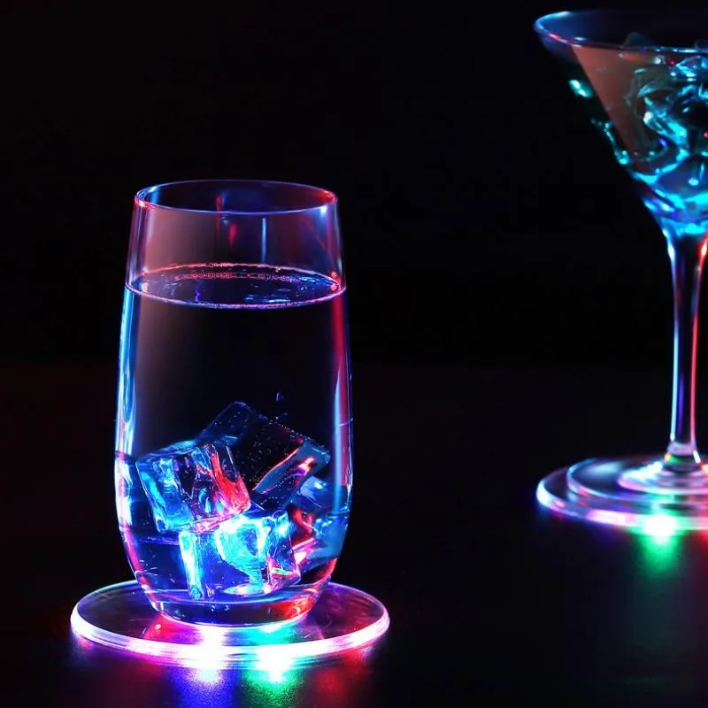 LED koktajl Lumainous Bar Coasters Bartender oświetlenie Dolna lekka mata jadalna napój imprezowy dekoracje maty pads194k
