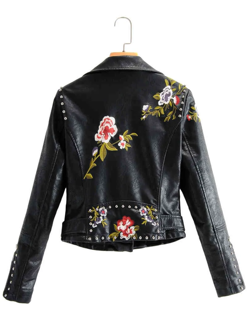 Arrivée Automne Mode Femmes Broderie PU Veste En Cuir Chic Rivets avec Ceinture Biker Vestes Fermetures À Glissière Dames Manteaux Survêtement 210520