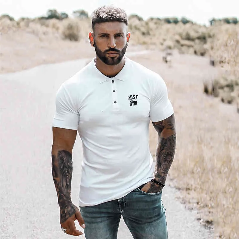 Nouvelle Marque De Mode Polo Shirt Hommes D'été Col Tournant Slim Fit Solide Couleur Bouton Respirant Polos Sport Hommes Gym Vêtements 210421