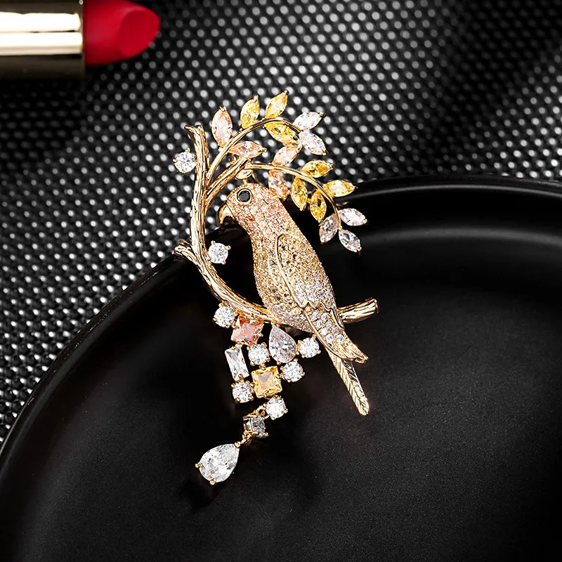 SINZRY decorative jewelry cubic zircon bling CZ parrot creative sweater brooch pin for women