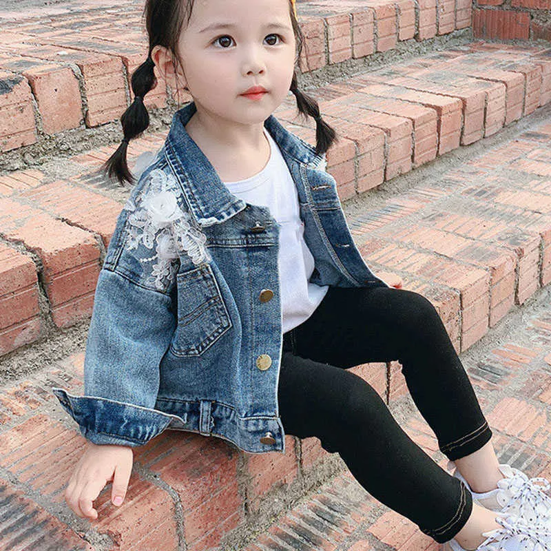 Lente en herfst denim jas Koreaans meisje kant losse korte casual topknop cardigan baby kinderen kledingg 210625