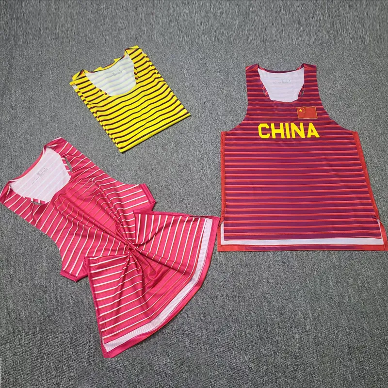 Uganda Stripes Homem Rápido Running Rede Respirável Vestida Profissional Atleta Atleta Track Campo Singlet Customizable 220309