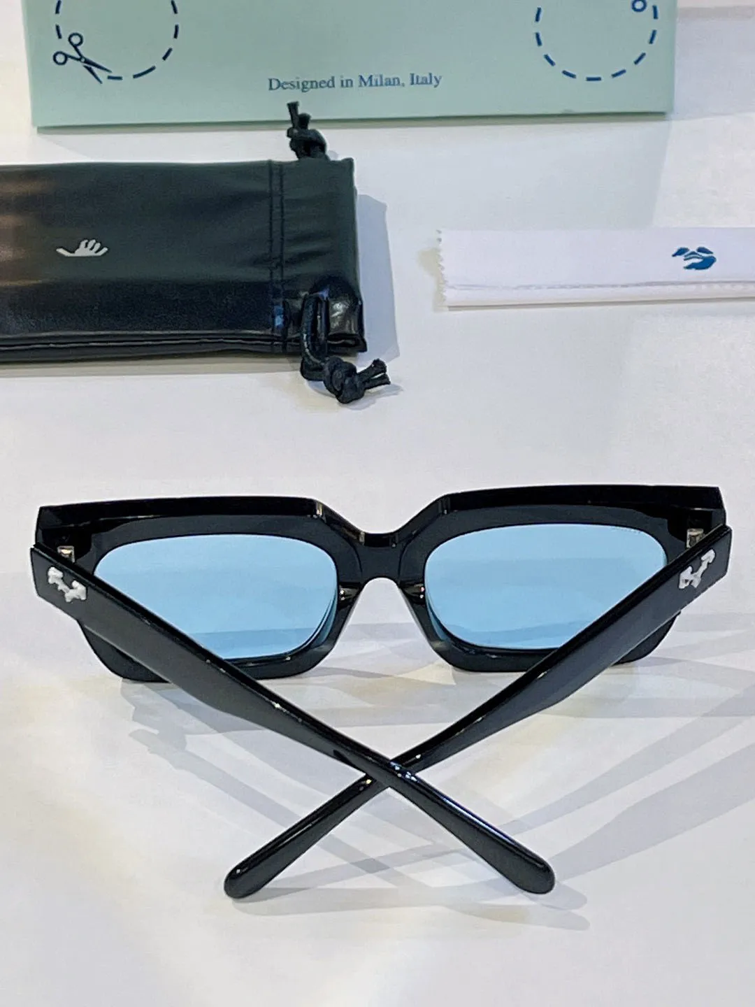 Классические ретро -мужские солнцезащитные очки моды дизайн женской стаканы Luxury Brand Designer Toplass Toping Caffice Simple Style UV400231N