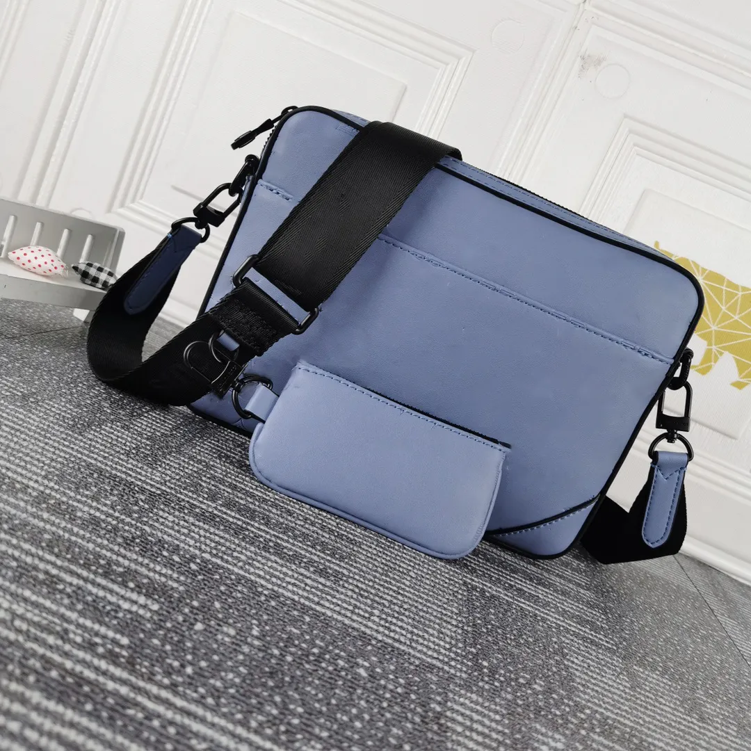 Top Quality Postman bag men's and women's leather canvas formal fashion portable size 27-18 5-4 5cm M69443275p
