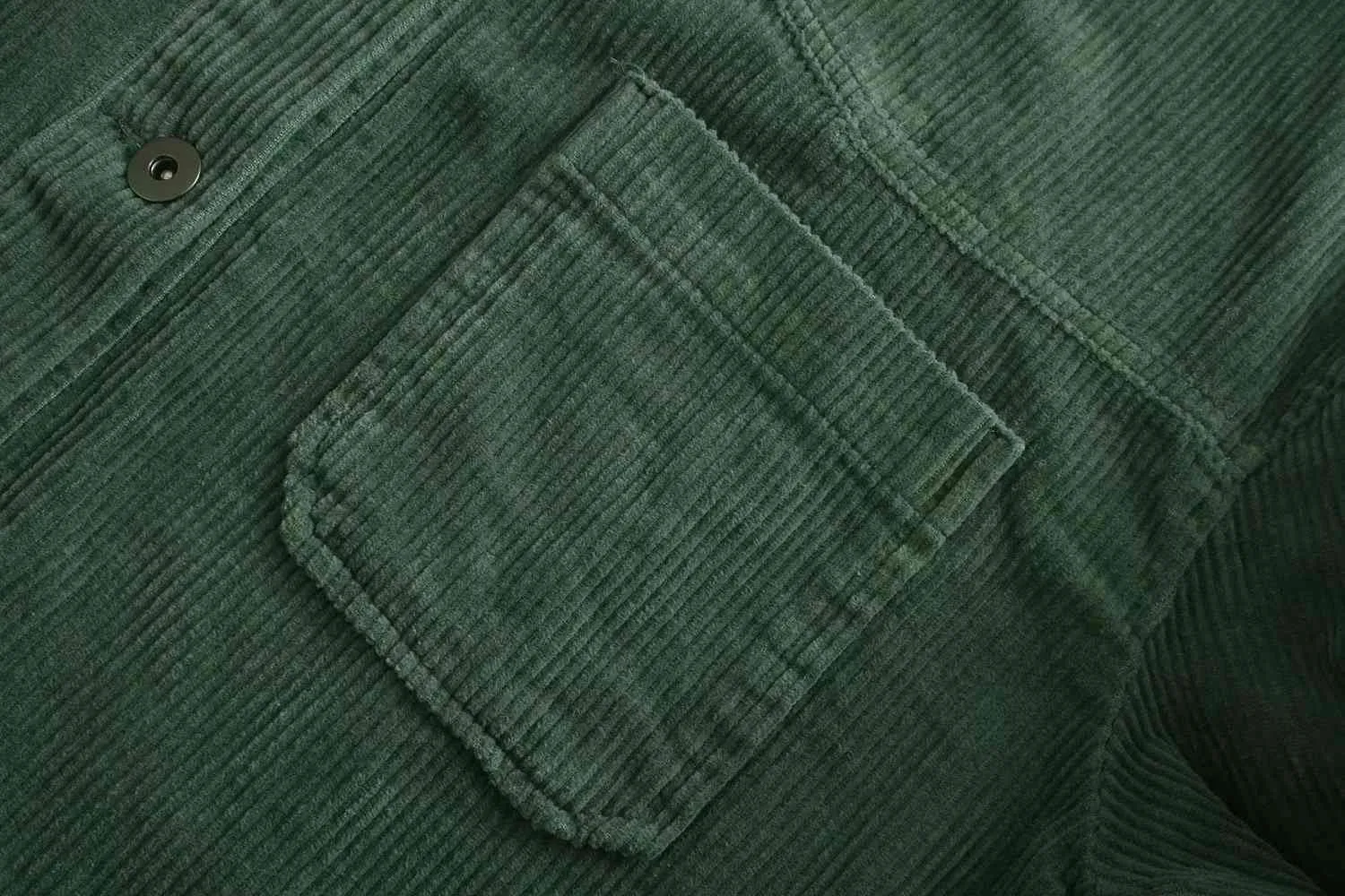 Veste de chemise en velours côtelé vintage avec poches femmes bouton manteau gland couleur unie femme hauts 210421