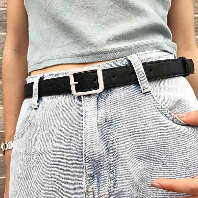 2021 cintura le donne fibbia quadrata fibbia ad ardiglione jeans cintura nera chic marchio di lusso fantasia vintage cinturino femminile G220301