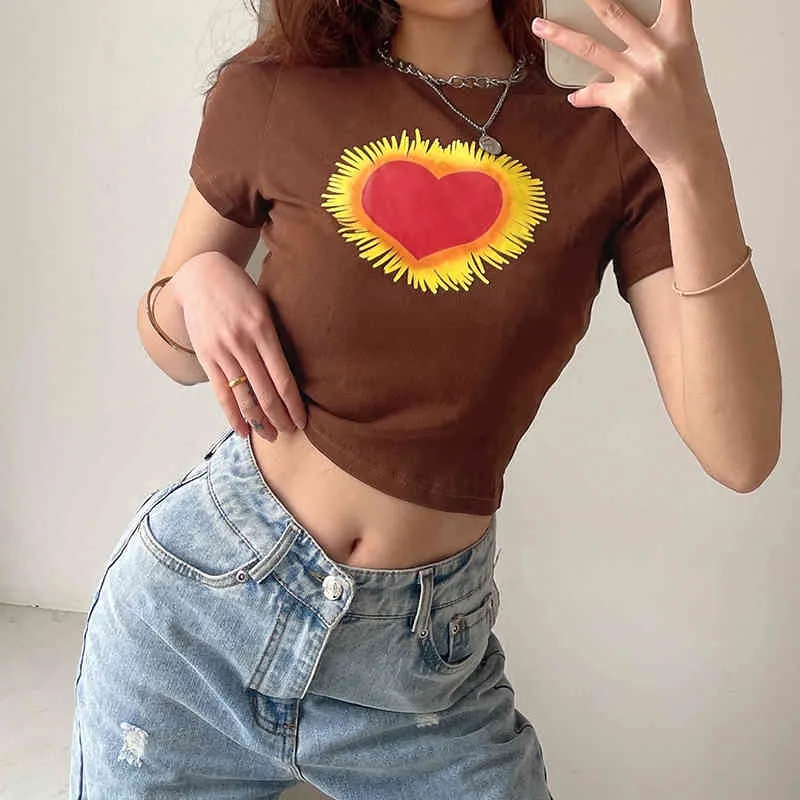 Brown Sweet Heart Imprimé Y2K Crop Top T-shirt Femme Mode Été Kawaii Manches courtes Harajuku Coton Pulovers Tees noirs 210510