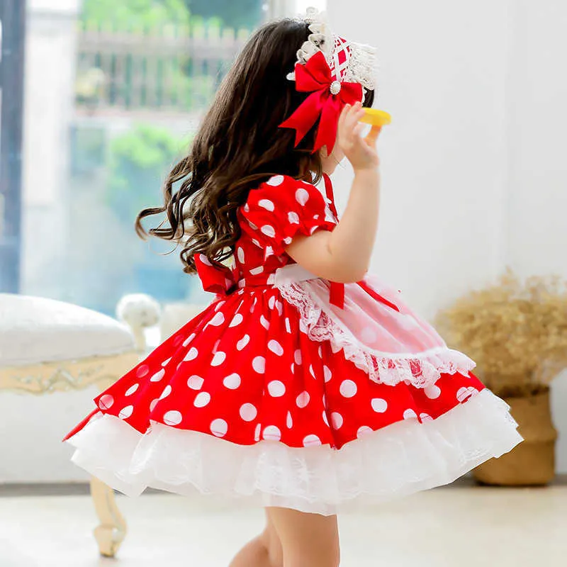 Barn Boutique Spanska Klänningar för Baby Girls Turkiet Vintage Style Strawberry Dot Dress Infant Födelsedagboll Klänning 210615