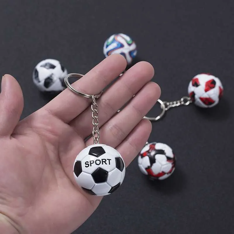3D Sports Football Key Ceyins Pamitleirs Pu Skórzowa Kreek dla mężczyzn fani piłkarskiej fanów kluczyek wisiorka Prezenty G10198124793