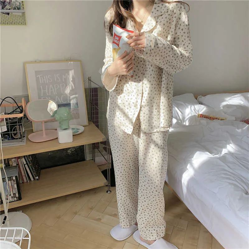 Långärmad sovkläder Blommigryckt Kvinnor Hem Chic Bekväm Loose Cotton Fashion Pajamas Suits Sets 210525