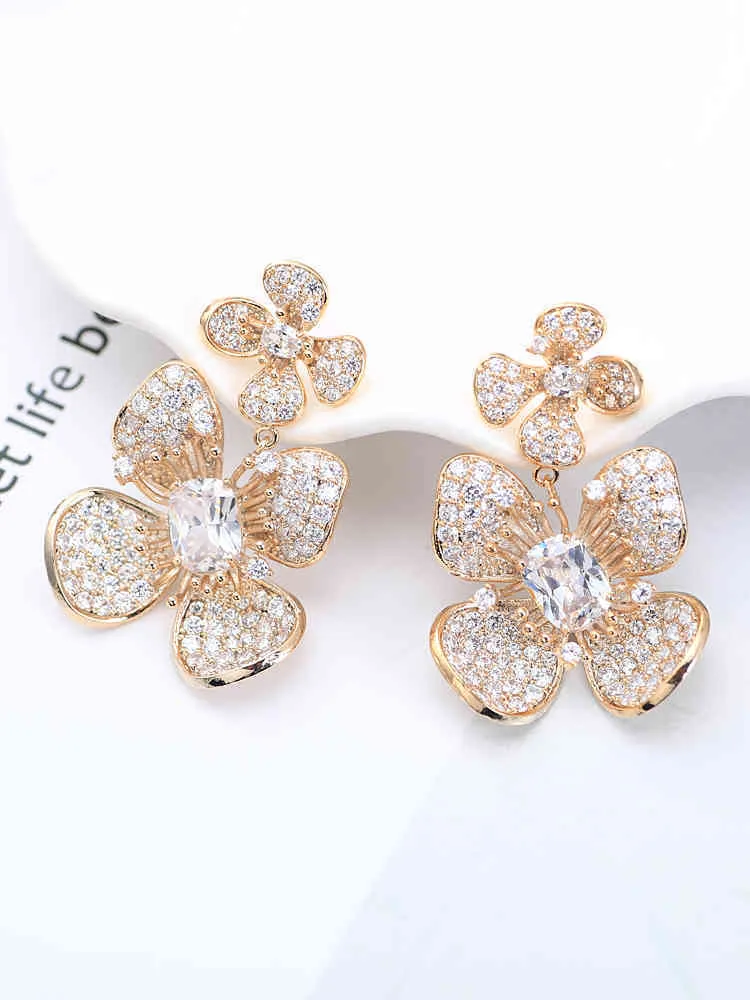 Luxe fleur Design cubique zircone femmes mode mariage Banquet boucles d'oreilles goutte bijoux en laiton