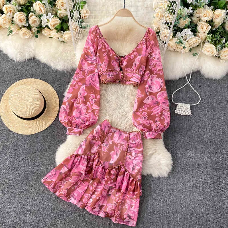 SINGREINY Women Autumn French Bohemian Print Set Sexy Deep V Puff Sleeve Short Tops+High Waist A-line Short Skirt Two Piece Suit 210419