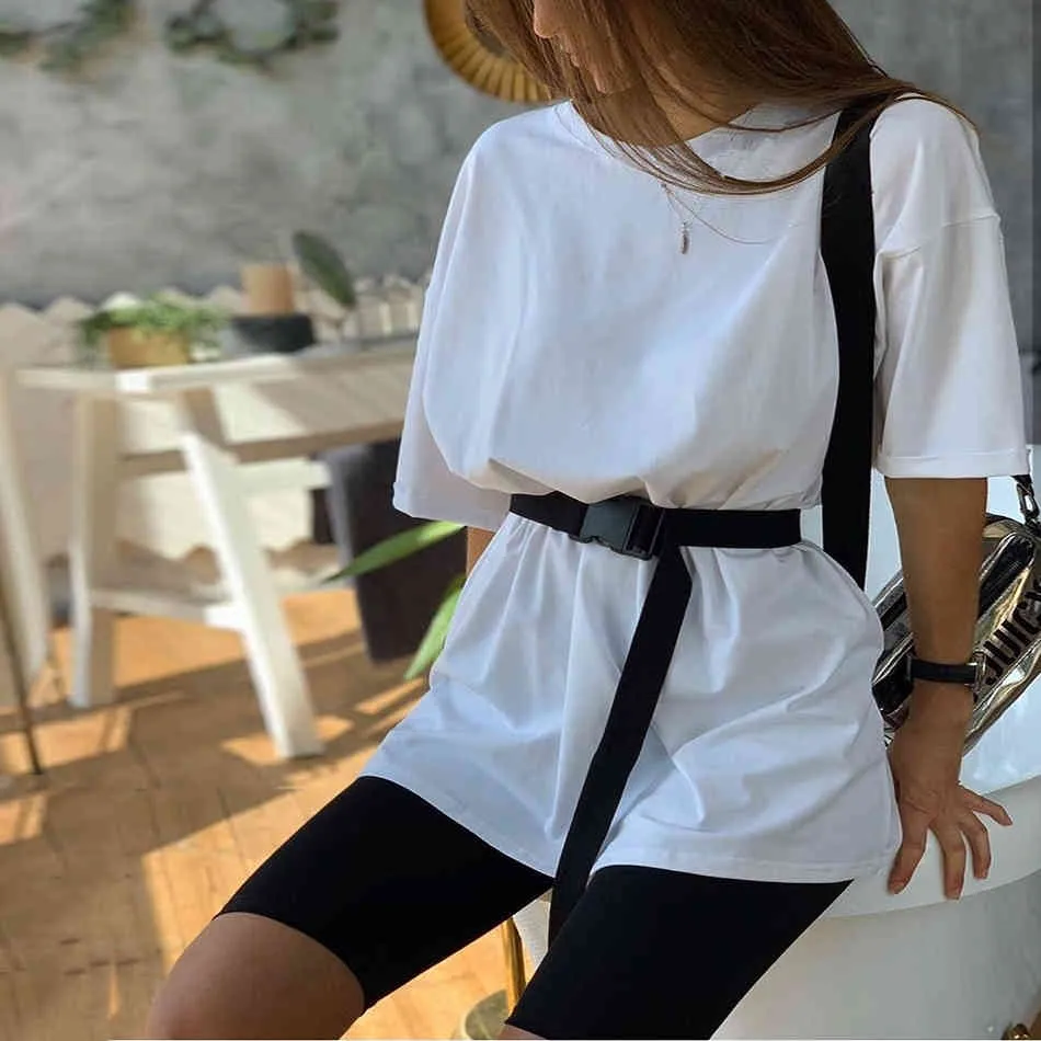 Free Summer Women's Set Casual Solid Color Loose Round Neck Short Sleeve T-shirt & Tight Shorts Two-piece 210524