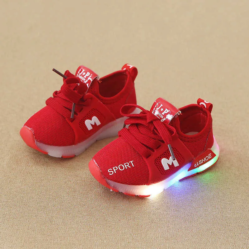 Novas crianças sapatos luminosos meninos meninas esporte sapatos bebê piscando luzes led luzes tênis de moda sapatos de esportes de criança ssh19054 h0828
