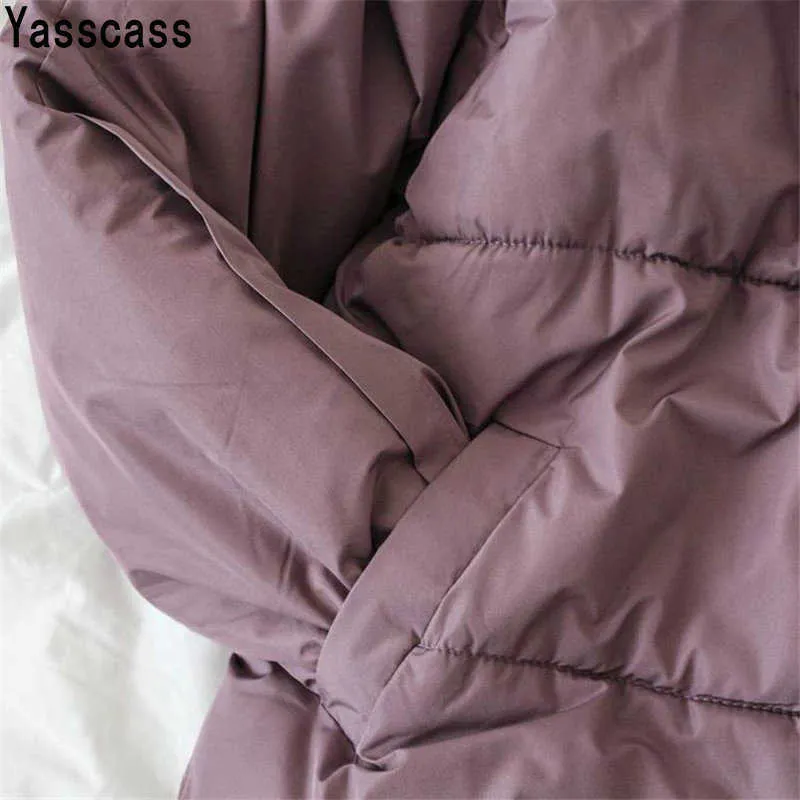 Chaqueta corta de invierno de Color violeta sólido para mujer, chaquetas cálidas de algodón, Parkas, prendas de vestir holgadas informales para mujer, abrigo acolchado coreano 210819