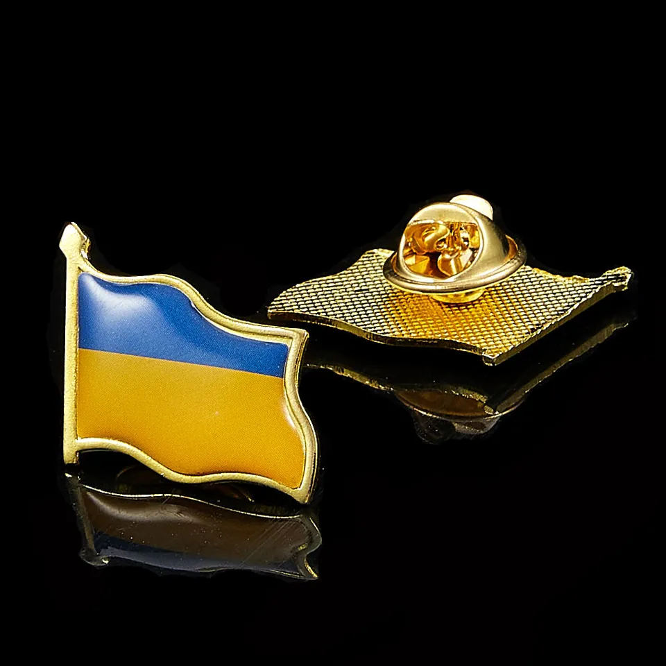 Ucrania Country Flag Waving 3d Lapel Hat Cap Tie Pin Badge Republic Broche ISM Pride8213968