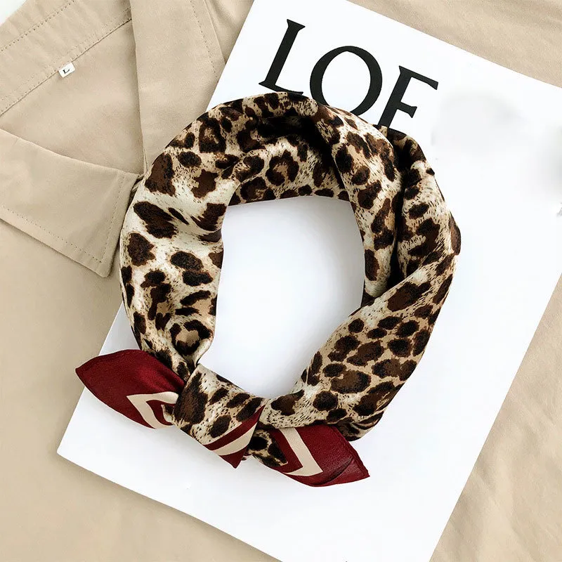 Marque de luxe léopard 100% Satin naturel véritable foulard en soie femmes châles enveloppes dames Foulard Femme Bandana Hijab Pashmina foulards
