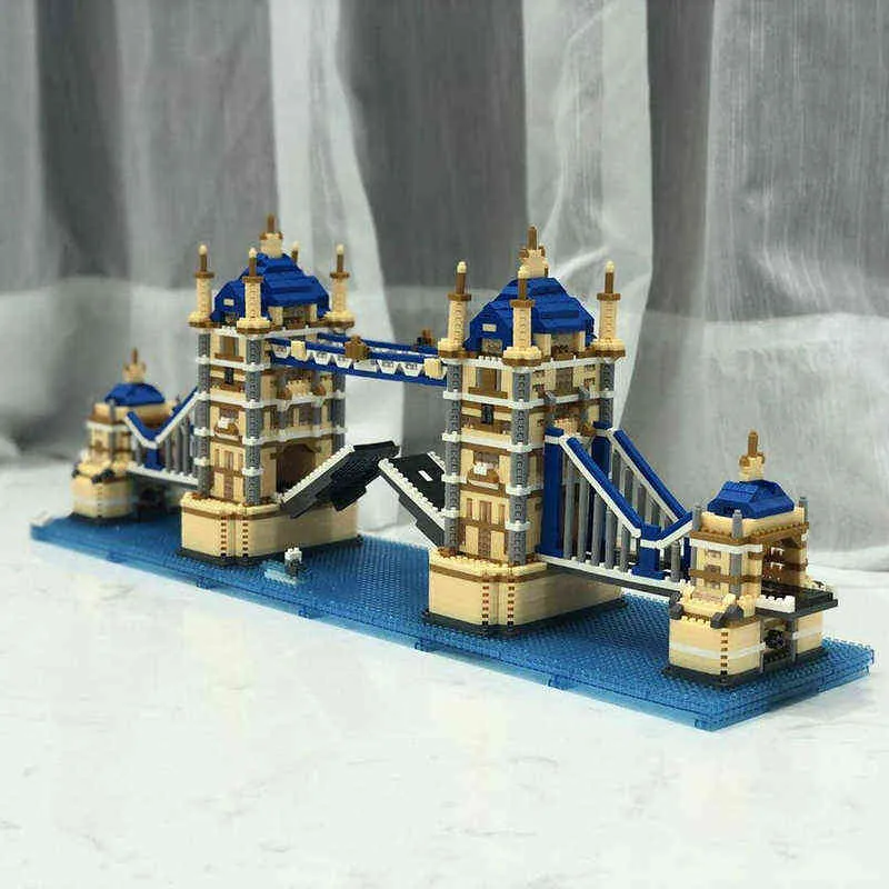 PZX 9919 Architecture mondiale London Tower Bridge River Water modèle 3D Mini blocs de diamant briques jouet de construction pour enfants sans boîte Y1130