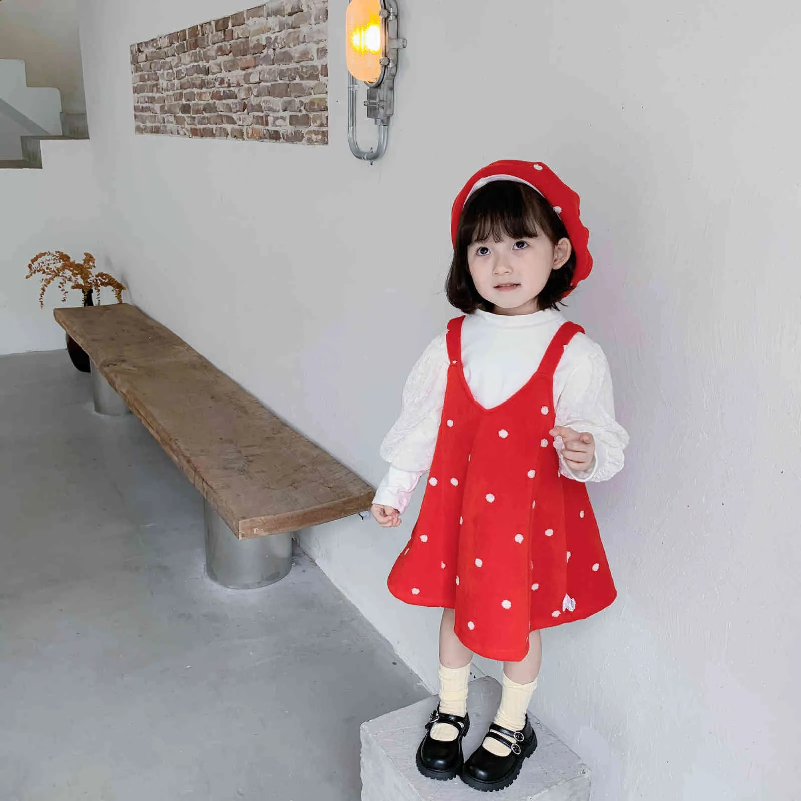 Moda de invierno para niñas, lindos trajes de Navidad con puntos, camiseta básica informal gruesa para niñas y vestido general con gorra roja, conjuntos de 3 uds 210508