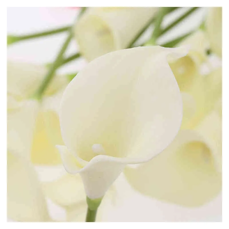 Cadeaus voor vrouwen 18x Kunstmatige Calla Lelie Bloemen Enkele Lange Steel Boeket Real Home Decor ColorCreamy Y2112299986542