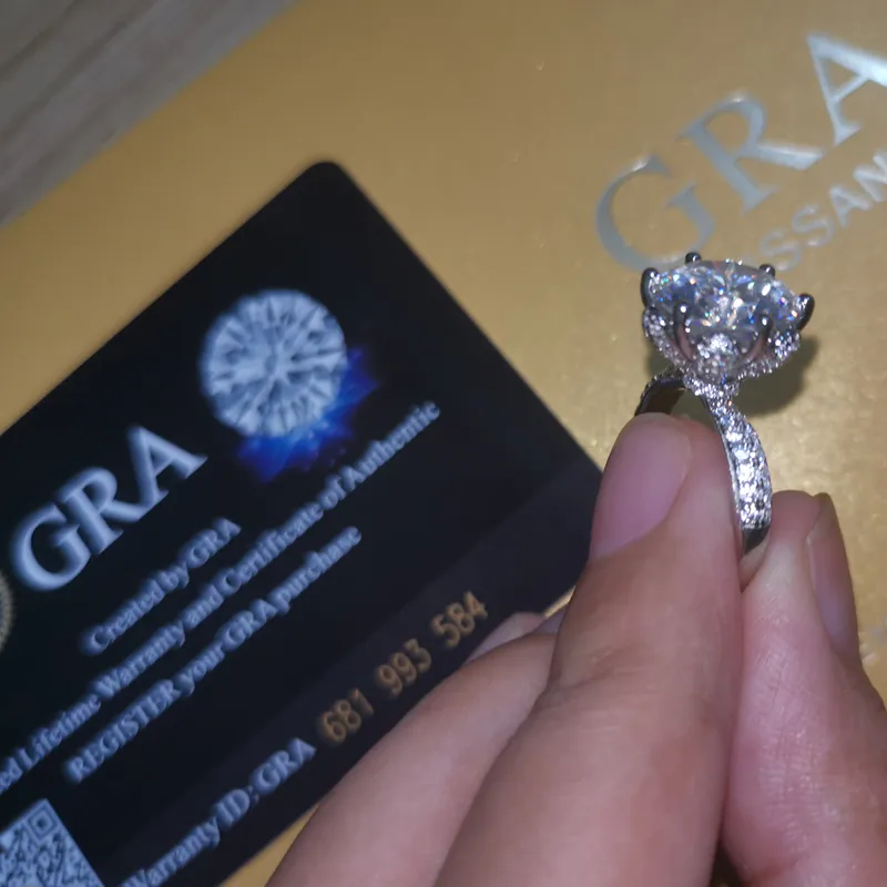 Nombre personalizado Certificado Anillo de compromiso de diamantes de 5 quilates Mujeres 14K Oro blanco Plata esterlina Anillos nupciales Alianza de boda 220210