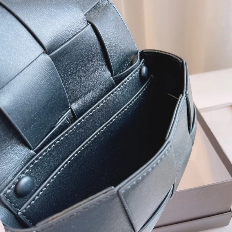 Newarrivals مصمم كاسيت Mini Belt Bag Pack Weave Fanny Fanny Beistbags Women Leather Crossbody أكياس مع حقيبة OPP 061703253H
