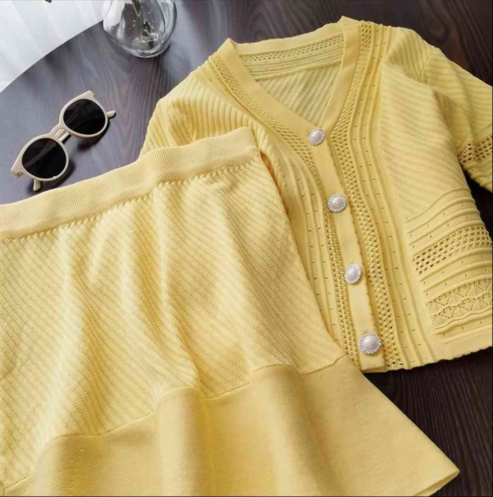 Women Set French Retro Suit Summer Short-Sleeved Knitted Sweater Top mermaid Skirt Ladies Casual 211109