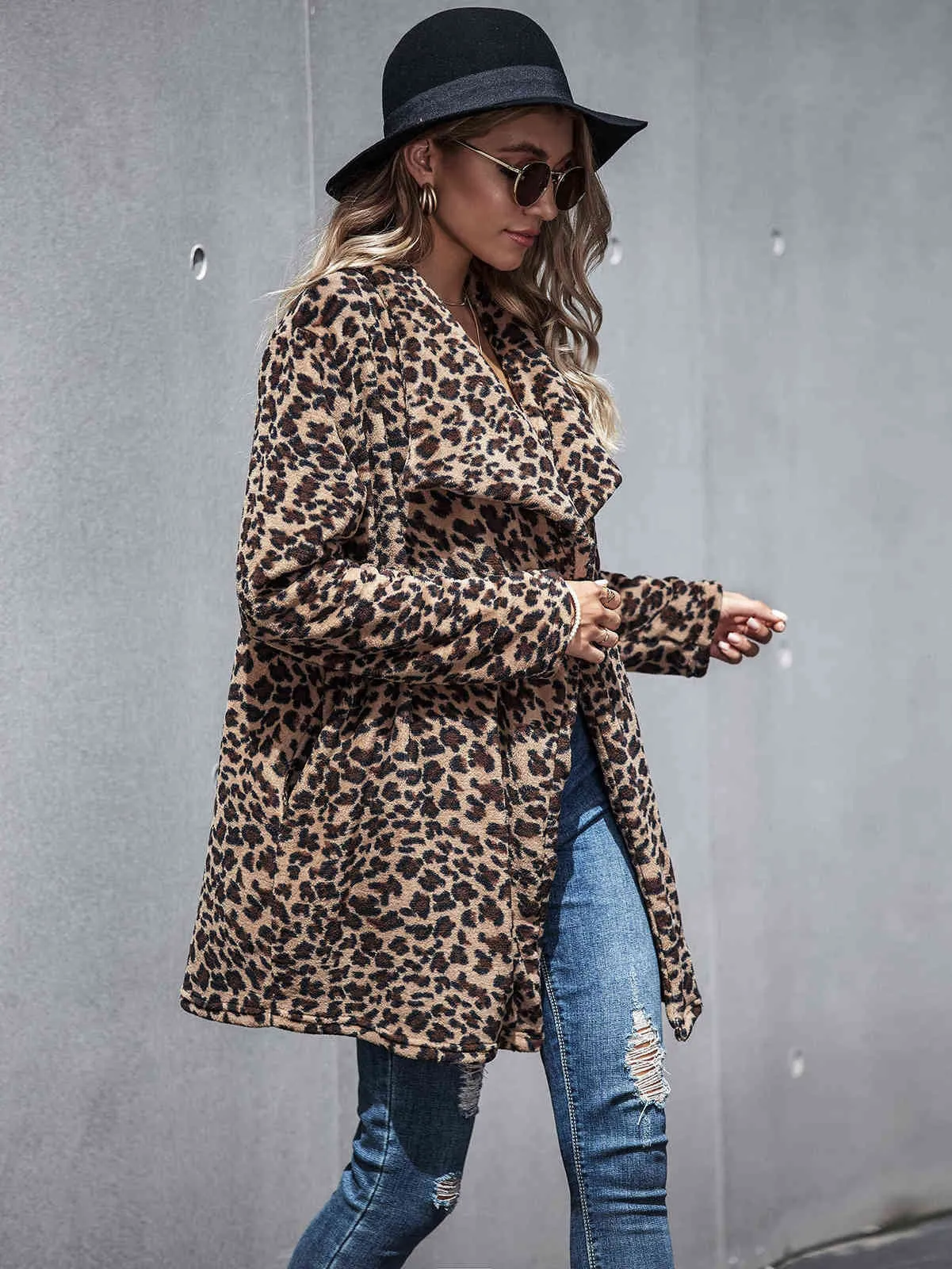 Tjock Vinter Kvinnor Casual Elegant Faux Fur Leopard Jacka Varm Cardigan Kvinna Plush Coats Sweatshirt Ytterkläder överrock 211019
