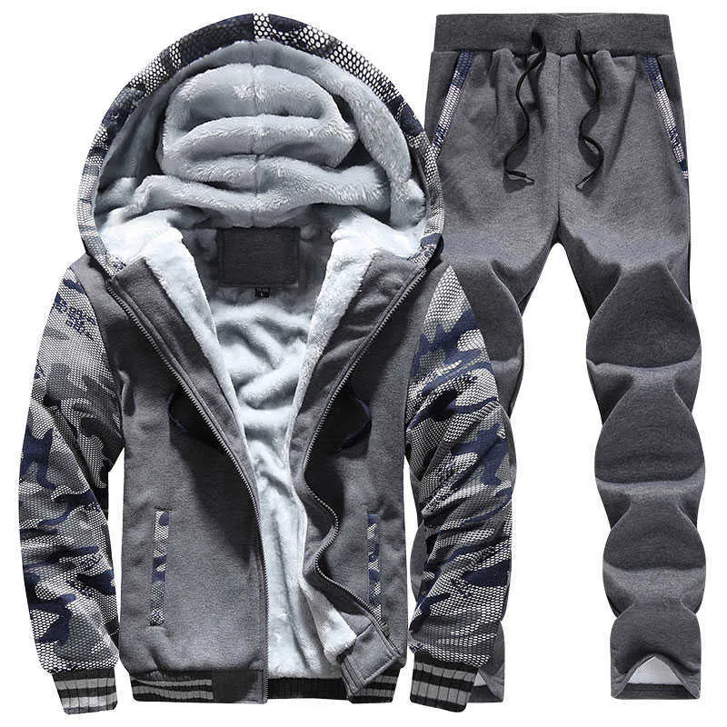 2020 Mäns Hoodies Tracksuit Winter Fleece Camouflage Suit Warm Velvet Sweatshirt Märke Kläder Män Set Jacka + Byxor 2st Blue Y0831