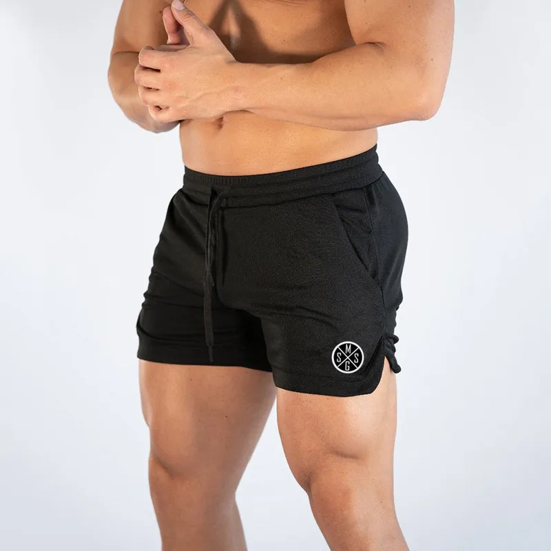 MuscleGuys Fitness Şort Erkekler Spor Mesh Hızlı Kuru Nefes Spor Salonları Şort Adam Vücut Geliştirme Kısa Pantolon Jogger Sweatshorts 210421