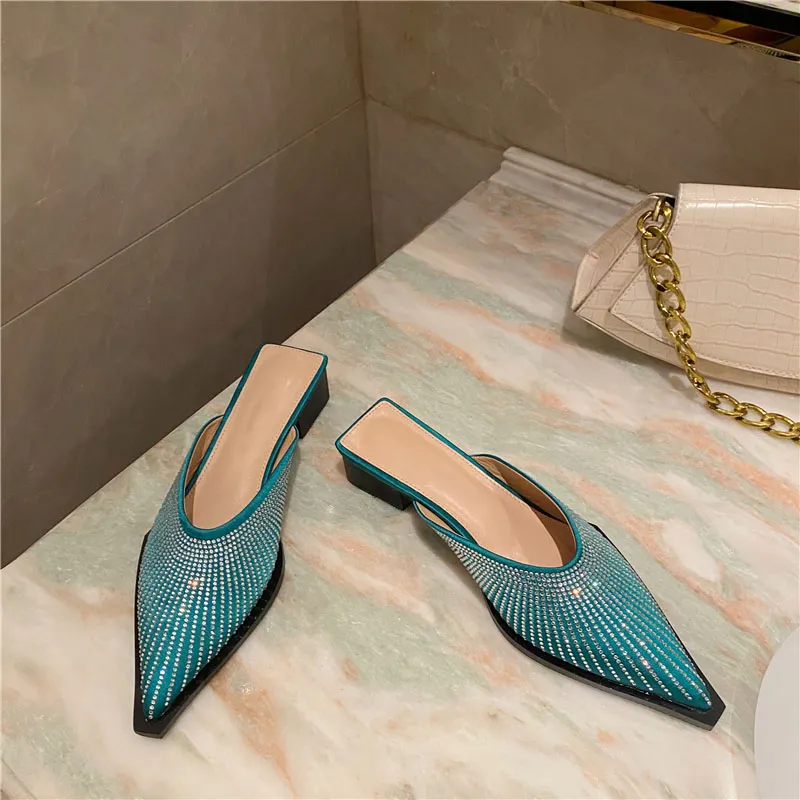 2021 Femmes Pantoufles Épais Talons Bas Sandales Mules Chaussures Femme Mode Talon Diapositives Tongs Strass Dames Pantoufles Chaussures 3DGY8287274