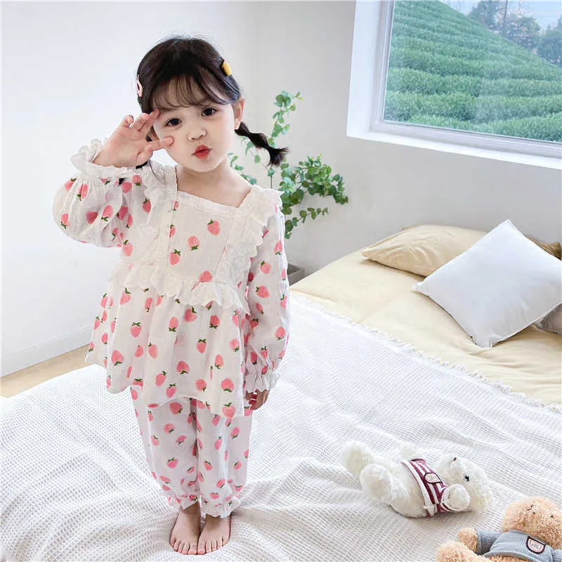 Groothandel Lente Baby Pyjama Lange Mouwen Katoen Aardbei Rufflestop + Lange Broek Homewar Girl Outfits E2038 210610