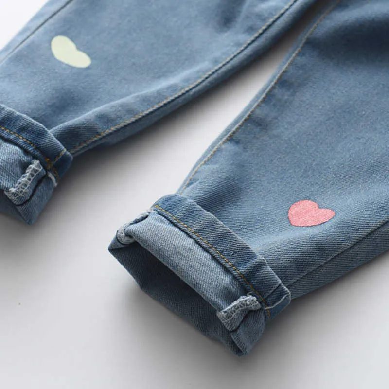 Bear Leader Enfants Casual Jeans Automne Filles Garçons Coeur Imprimer Jeans Enfants Mode Leggings Pantalons Lâches pour 2 6 ans 210708