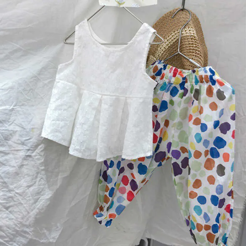 Sommar baby flicka kläder flickor kostym breda tillbaka lösa topp + färgglada nio-punkt byxor barnkläder uppsättningar 210625