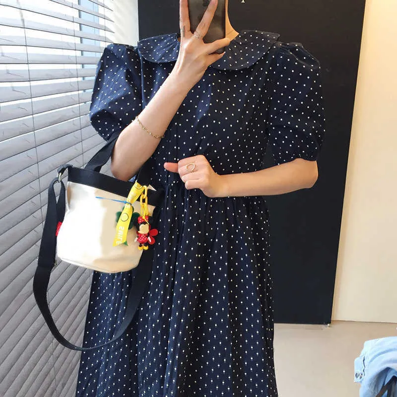 Korejpaa mulheres vestido verão coréia chique gentil idade-reduzindo colarinho de boneca contraste cor polka dot plissado manga sopro vestido 210526