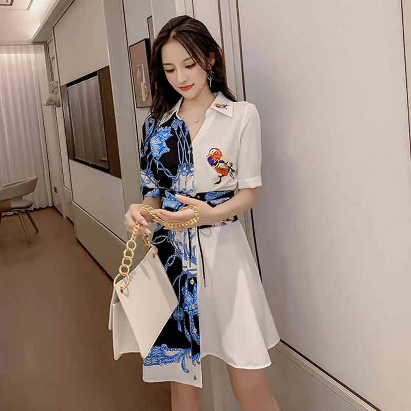 Kvinnors sommarklänningar Koreansk oregelbunden tryckning Kortärmad skjorta All-match tunna med bälte GX282 210507