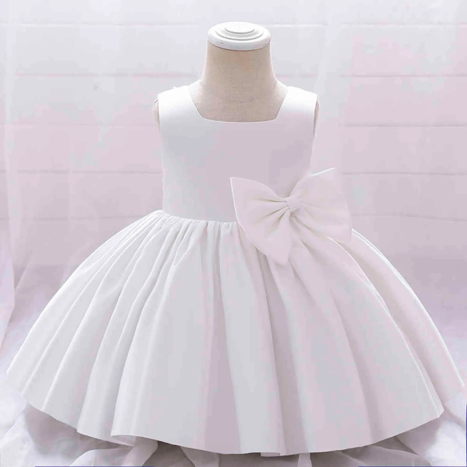 Newborn Princess Bownot Dress 1 Year Birthday Baby Girl Tutu Christening Gown Toddler Wedding Baptism Clothes Infant Party Wear G1129