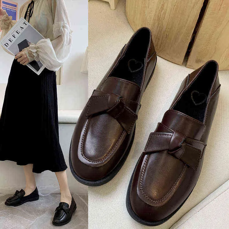 Kleid Schuhe Lente Herfst Vrouwen Loafers Bowtie Slip Op Platte Schoenen Vrouw Flats Lederen Lui Schoen Zwart Dames Boot Schoen Pluche Warm 8897N 220309