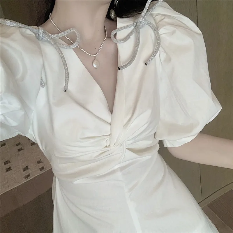 Ezgagaエレガントなドレス女性Vネックショートパフスリーブハイウエストボールガウンソリッドスリム甘い韓国の女の子の包帯ドレスvestidos 210430