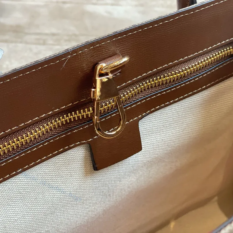 ショッピングバッグレディファッションハンドバッグ超実用的な正方形ハンドルショルダーウォレット女性有名なデザイナーレターホットインテリアジッパーポケット財布