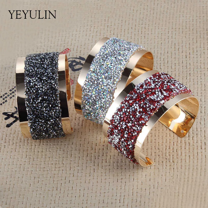 New Design Office Lady Crystal Gold Color Alloy Wide Cuff Bangles for Women Bracelet Jewelry Gift Q0719